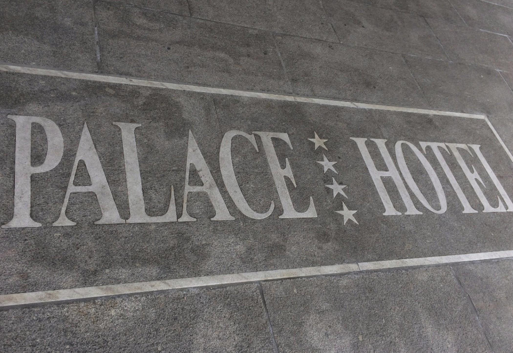 Palace Hotel Desenzano del Garda Exterior foto